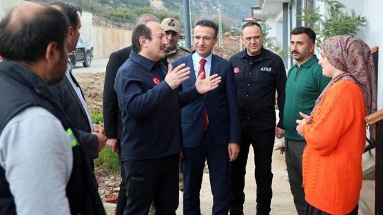 AFADA Ba�kan�'ndan depremzede ailelere ziyaret