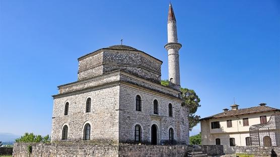 Kom�udan s�rpriz cami karar�