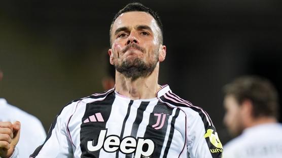 Hedefte Filip Kostic var