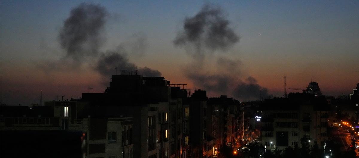 �srail'e yeni f�ze sald�r�lar� ba�lad�! �ran: D��man�n g�z�n� k�r ettik