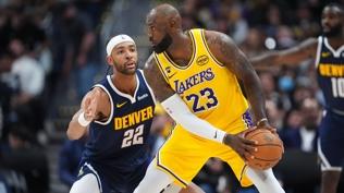 LeBron James, Kareem Abdul-Jabbar'�n rekorunu k�rd�