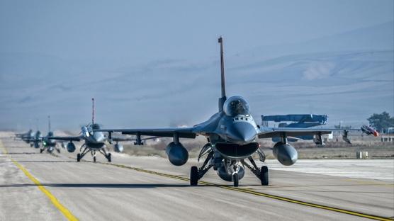 T�rk jetlerinden devriye u�u�u