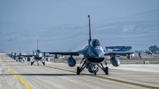 T�rk jetlerinden devriye u�u�u