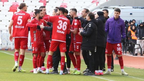 Ankara Ke�i�reng�c�, Sivasspor'u tek golle y�kt�