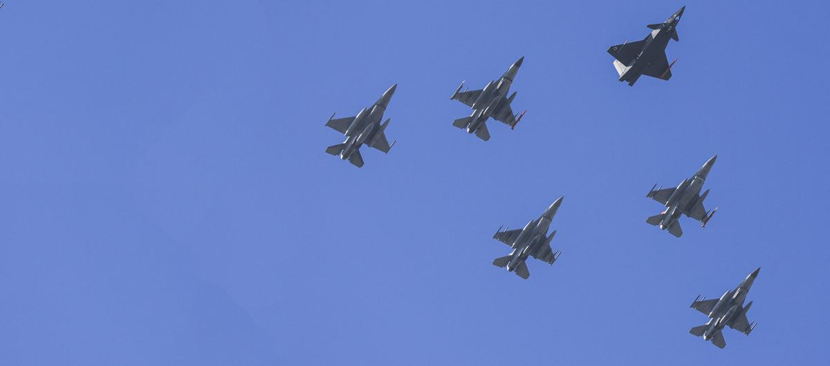 D�nya T�rkiye'yi konu�acak! Tarihe ge�en Bayraktar KIZILELMA i�in geri say�m ba�lad�