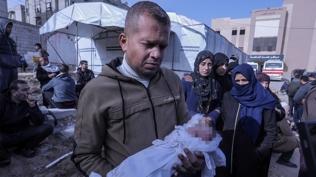 Gazze'de can kayb� 72 bin 123'e y�kseldi! �nsanl�k dram� s�r�yor