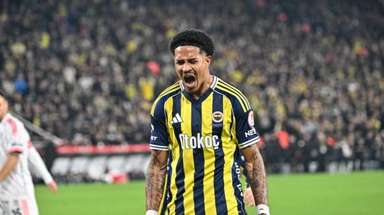 Jayden Oosterwolde, Fenerbah�e formas�yla 100. ma��na ��kacak