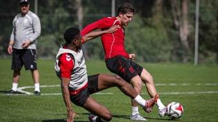 Samsunspor, Fenerbah�e deplasman�nda puan pe�inde