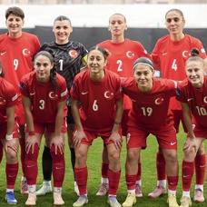 A Milli Kad�n Futbol Tak�m�, Kuzey �rlanda'y� ge�ti