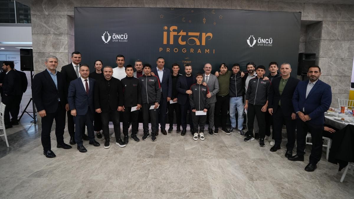Genç sporcular ÖNCÜ spor iftarında buluştu