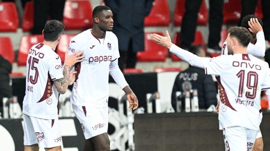 Trabzonspor 3 puan� 3 golle ald�