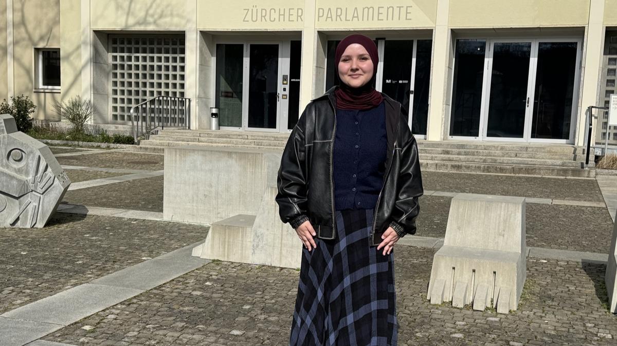 M�sl�man az�nl�klar�n sesi olacak... Vera �elik, Z�rih Meclisi'ne se�ilen ilk ba��rt�l� �ye oldu