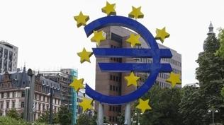 Sava� endi�esi piyasalar� vurdu: Yat�r�mc� g�venini sarst�