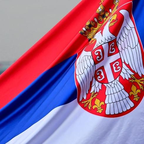 S�rbistan'dan petrol karar�: Ge�ici olarak yasaklad�