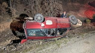 Uşak'ta iki otomobilin çarpıştığı kazada 5 kişi yaralandı