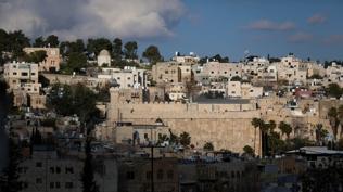 Bat� �eria'da �srail zulm�: Cami cemaatine k�s�tlama getirildi