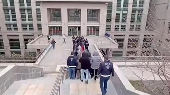 �stanbul'da forex doland�r�c�l��� operasyonu! 140 zanl� g�zalt�na al�nd�