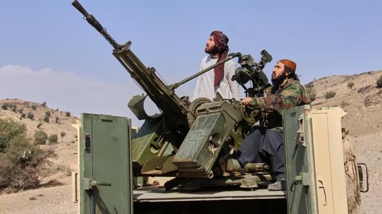 S�n�r hatt�nda gerilim t�rmand�: Askeri noktalara silahl� sald�r�