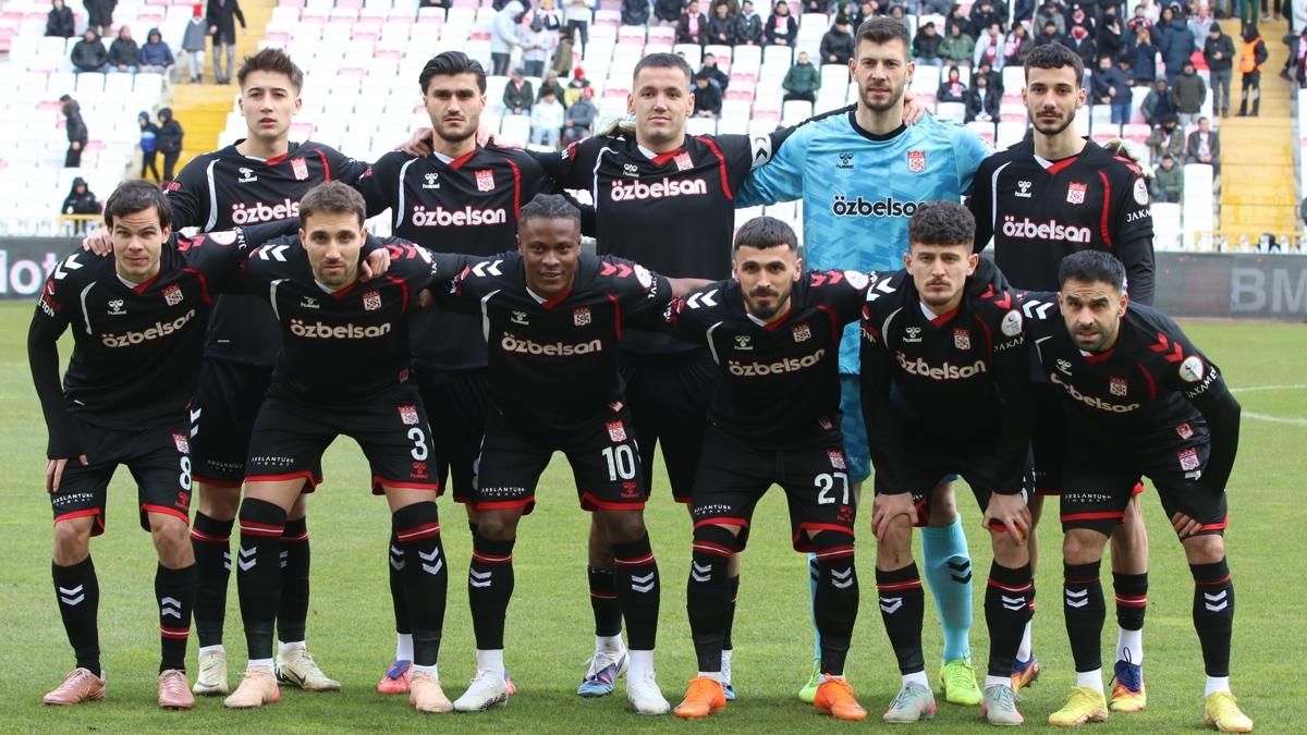 Sivasspor yar�n Hatayspor deplasman�na konuk olacak