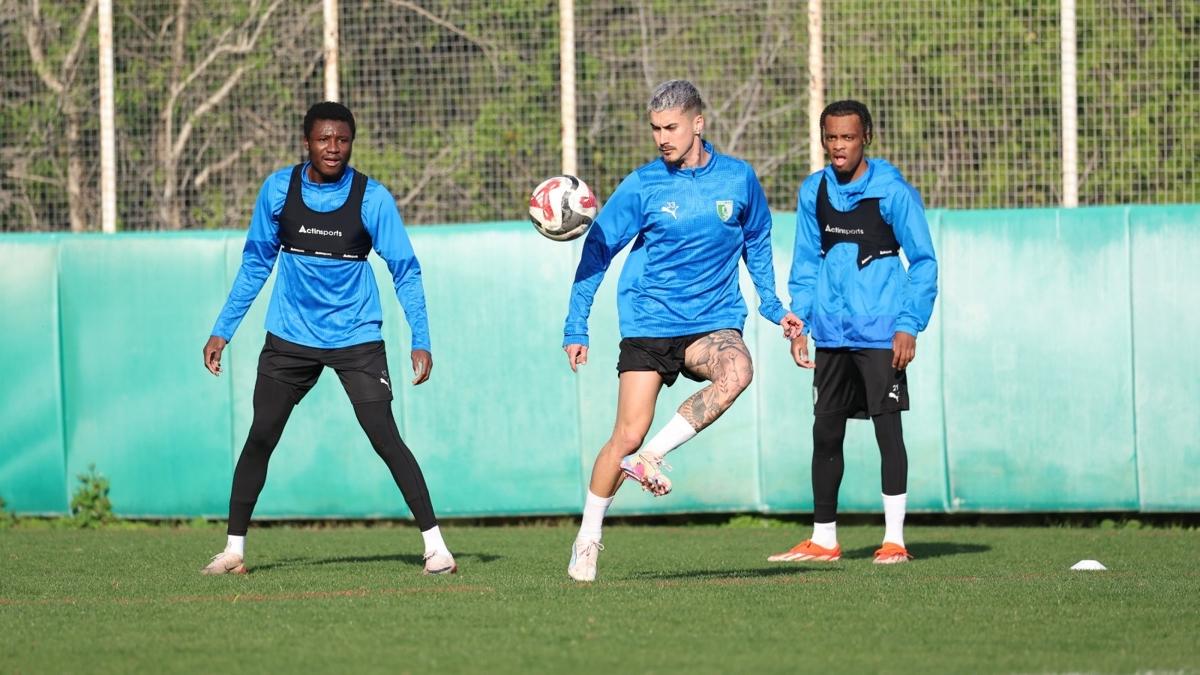 Bodrum FK, I�d�r FK ma��na haz�r