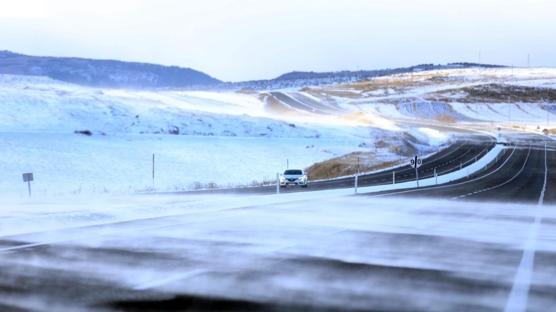 ��� tehlikesi! Ardahan-�av�at kara yolu ula��ma kapat�ld�