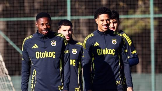 Fenerbah�e, Fatih Karag�mr�k mesaisine ba�lad�