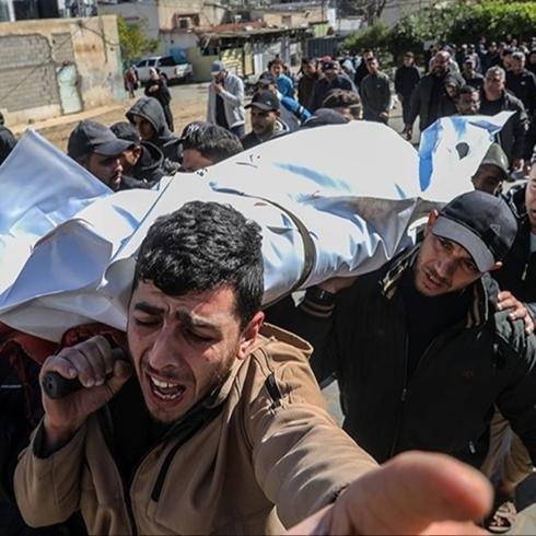 Katil �srail'in Gazze'ye sald�r�lar� s�r�yor! 1 ki�i hayat�n� kaybetti