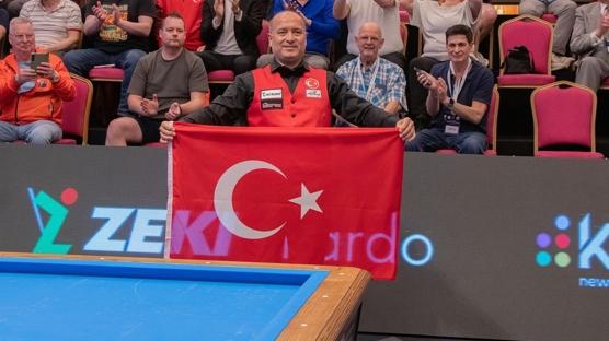 Milli bilardocu Bar�� Cin'den Avrupa �ampiyonlu�u