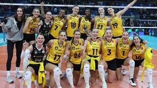 Vak�fBank'tan �talya'da kritik galibiyet