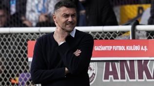 Gaziantep FK, Burak Y�lmaz'�n ilk d�nemini mumla ar�yor