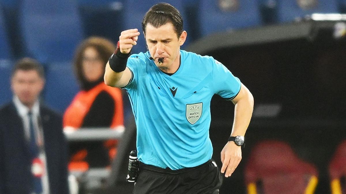 Penalt� karar� olay oldu