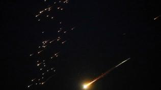 �srail'de sirenler susmuyor! �ran misilleme sald�r�lar� ba�latt�