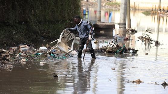 Kenya'da sel facias�: Can kayb� y�kseldi