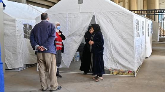 Binlerce L�bnanl� evinden oldu: �srail zulm� Ramazan'da da s�r�yor