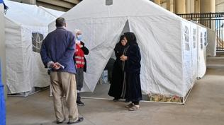 Binlerce L�bnanl� evinden oldu: �srail zulm� Ramazan'da da s�r�yor