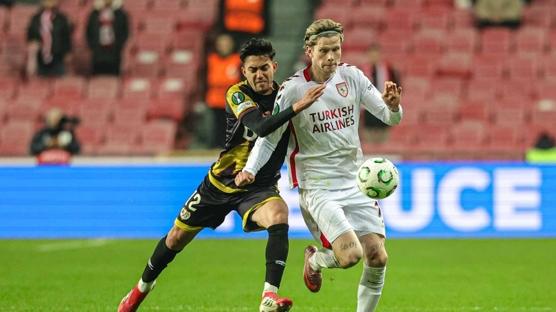 Samsunspor tur �ans�n� zora soktu!