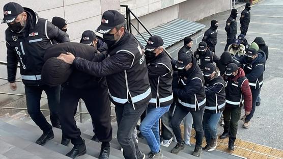 8,7 milyarl�k dev vurgun! 18 �lde 'siber a�' operasyonu d�zenlendi: Onlarca g�zalt� var