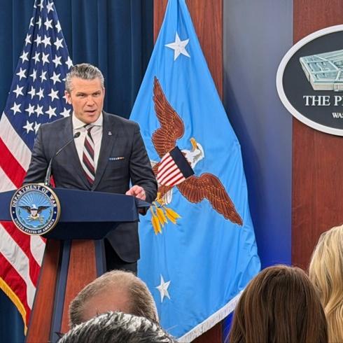 ABD'den '�ran'a sald�r�lara devam' mesaj�