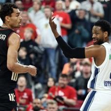 Anadolu Efes, Bayern M�nih'i son saniye basketiyle y�kt�