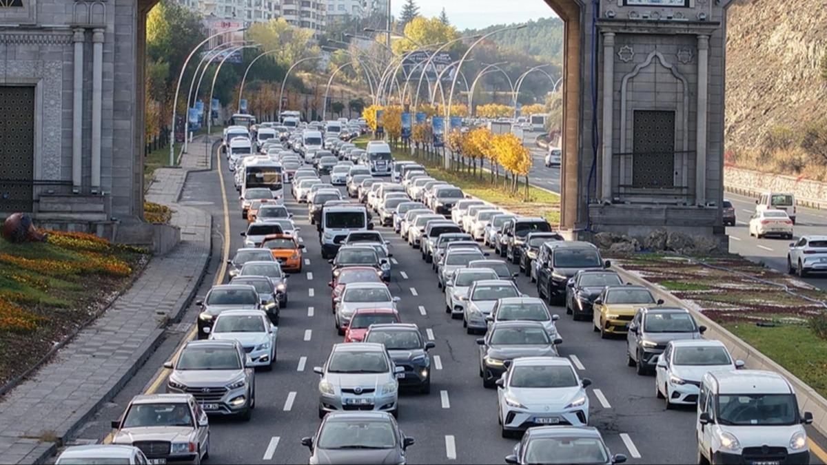 Ankaral�lar dikkat! Baz� yollar trafi�e kapat�lacak