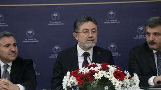 Bakan Yumakl�: G�bre stoklar�m�zda herhangi bir problem yok