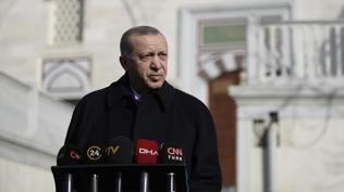 Cumhurba�kan� Erdo�an, cuma namaz�n� Cerrah Mehmet Pa�a Camisi'nde k�ld�
