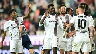 Gaziantep FK, Antalyaspor'u 4 golle ge�ti
