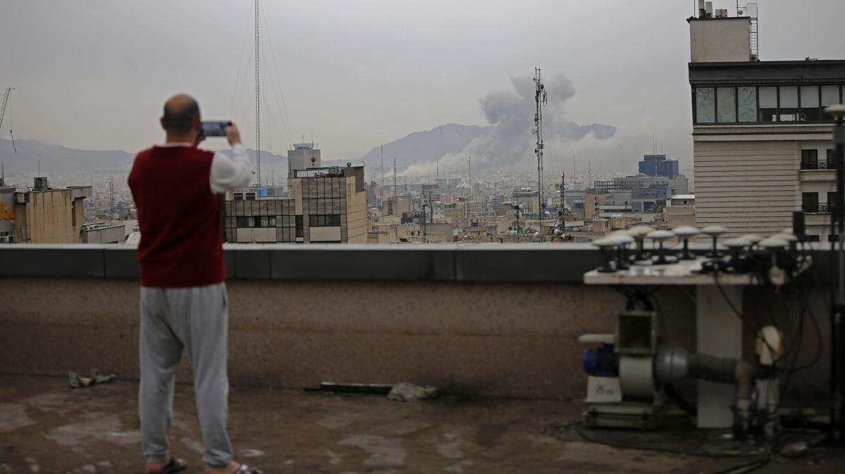 �ranl�lar�n topland��� meydanlar� bombalayacaklar! Soyk�r�mc� �srail yeni katliam haz�rl���nda