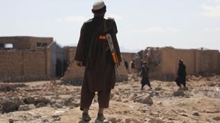 Pakistan Afganistan'�n bir�ok vilayetini bombalad�: 4 �l�, 15 yaral�