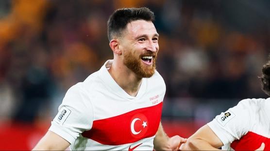 Salih �zcan i�in ayr�l�k karar�