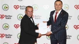 Tanju �zcan'�n 'burs' paravan� ��kt�! '100 milyonun' izini kaybettirdiler