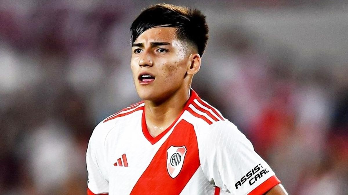 Trabzonspor'dan River Plate'e 10 milyon euroluk teklif! Ian Subiabre hamlesi