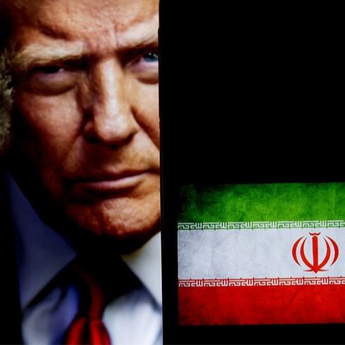 'Deli pislikler' diyerek tehdit etti