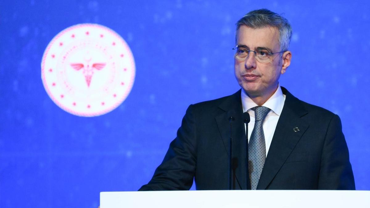 Bakan Memi�o�lu'ndan T�p Bayram� mesaj�: Hekimlik bir �mr� �ifaya adamakt�r